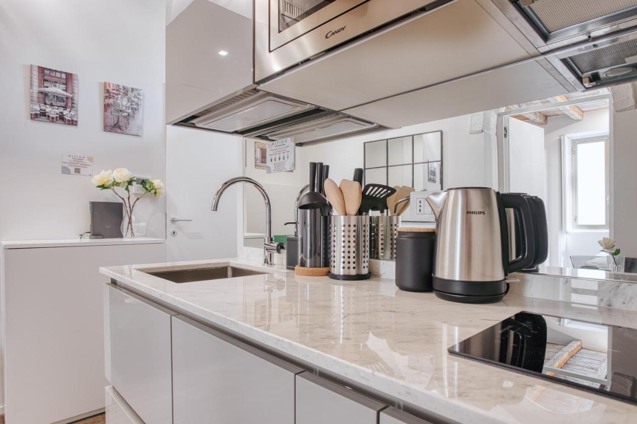 Appartamento Joivy Delightful 1-Bed Flat In The Centre Of Milano Esterno foto